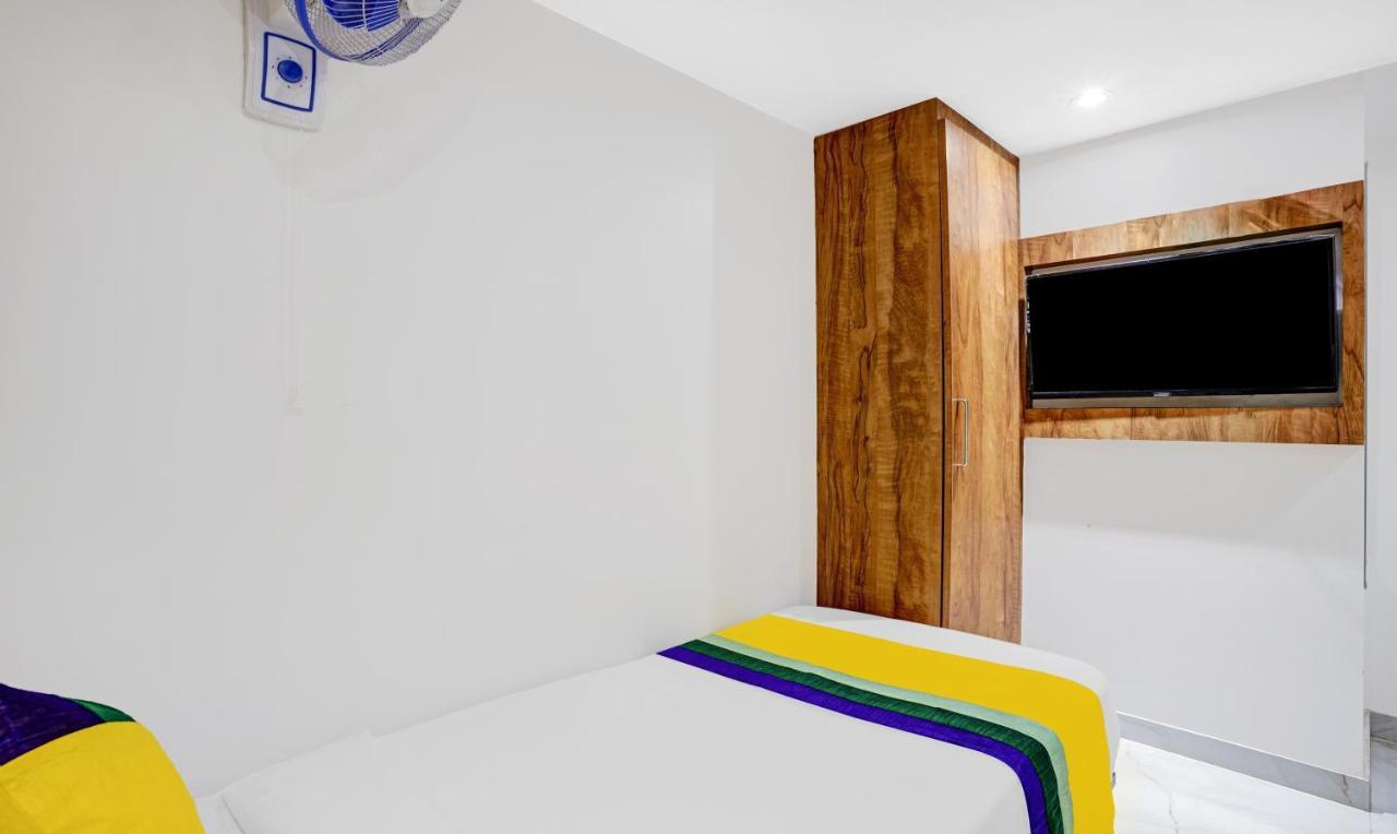 מומביי Itsy Hotels Heraa International מראה חיצוני תמונה