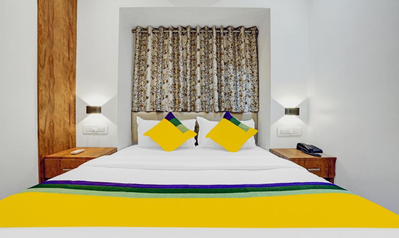 מומביי Itsy Hotels Heraa International מראה חיצוני תמונה